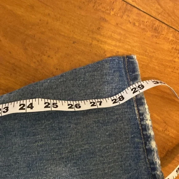 TRUE Religion Flare Distressed Jeans, vintage size 30, used condition, - Picture 9 of 9